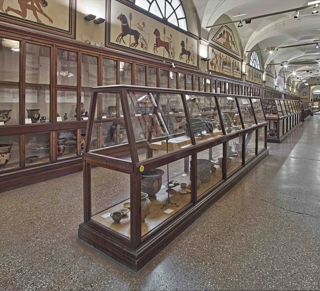 市立考古学博物館、ボローニャ