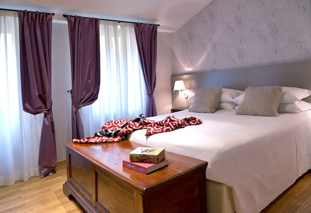 PHI Hotel Bologna Al Cappello Rosso, Bologna